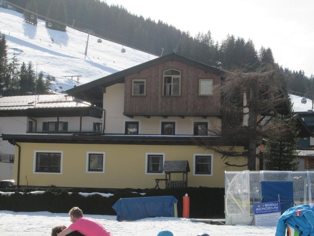 Pension Kohlbründl Saalbach Exterior foto